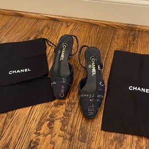 Chanel 22P Mademoiselle Coco Sling Black Grey Denim Slingback Sandal Heel 36